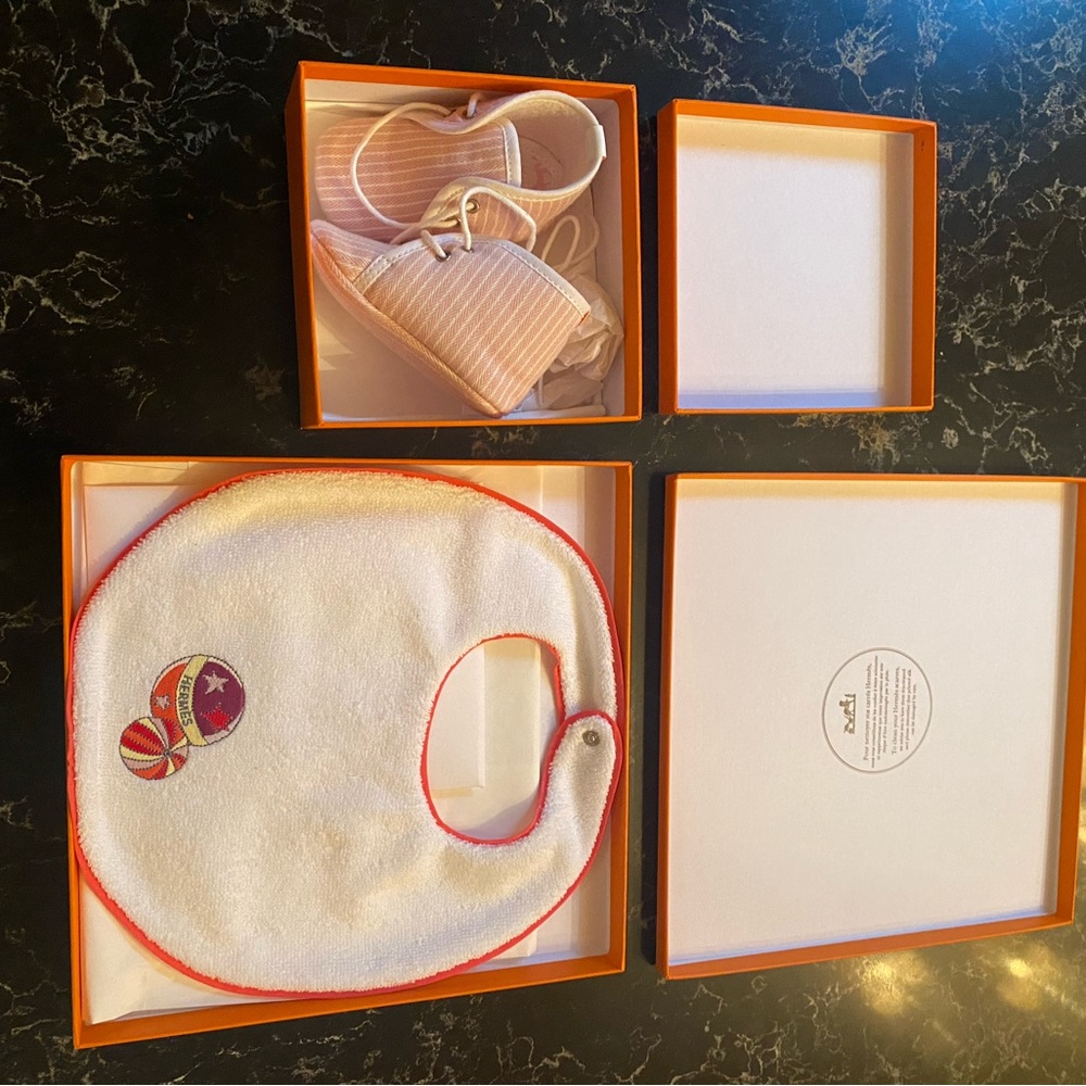 Hermes baby booties and bib (new with perfectly in tact boxes)